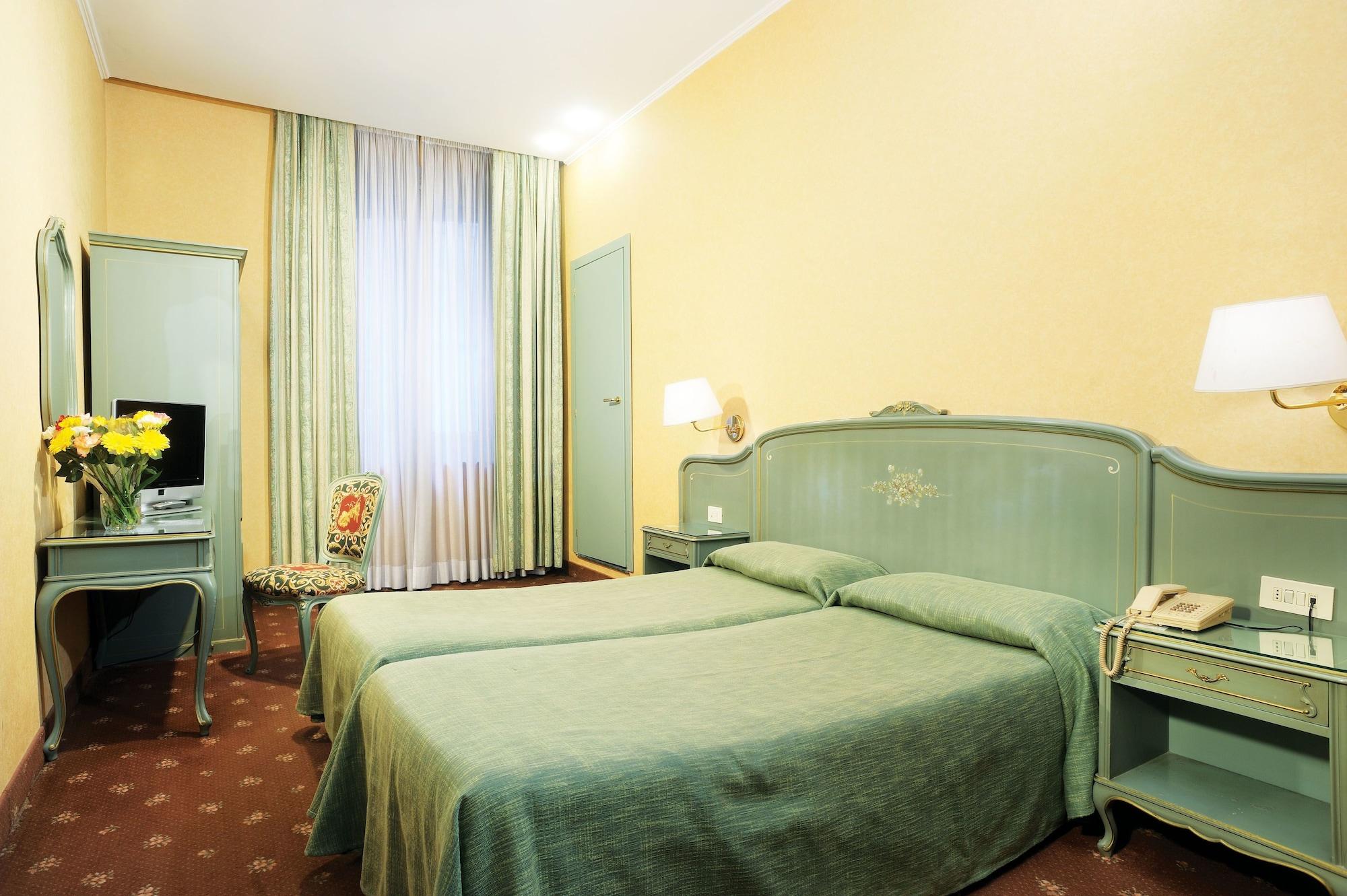 Hotel Augustea Rome Exterior photo
