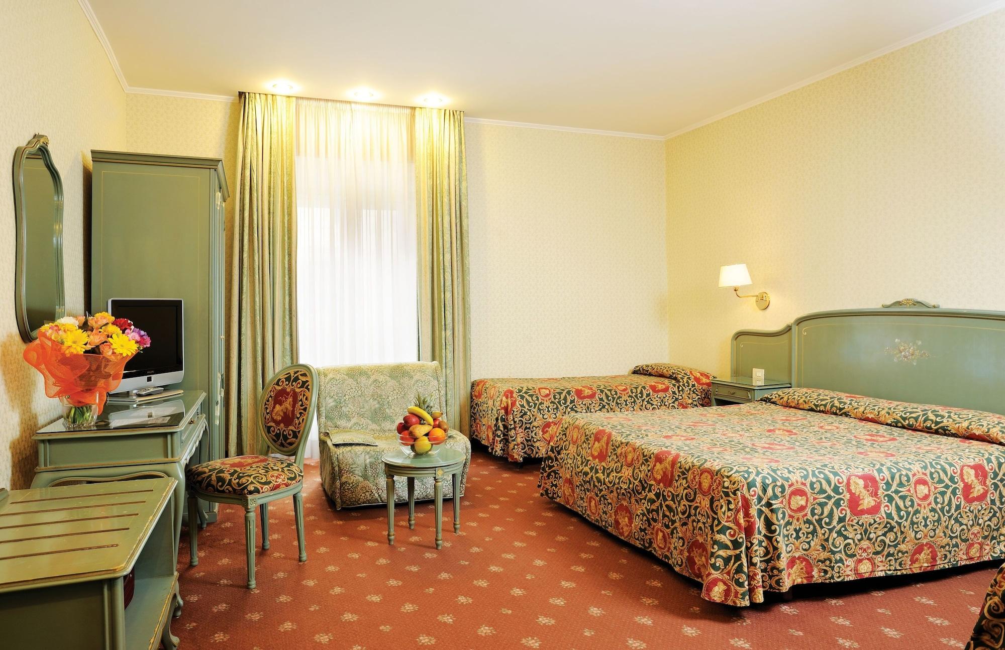 Hotel Augustea Rome Exterior photo
