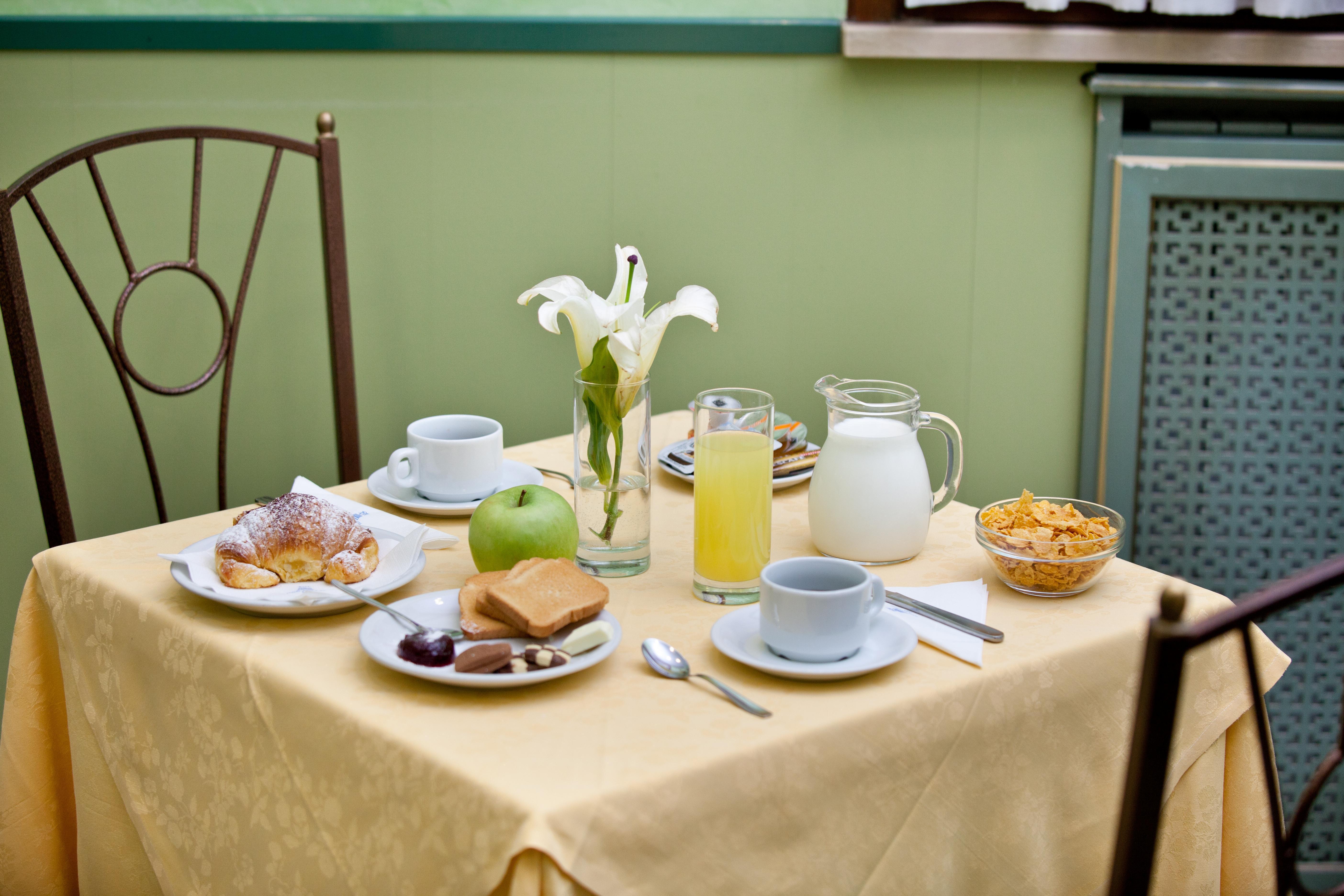 Hotel Augustea Rome Exterior photo