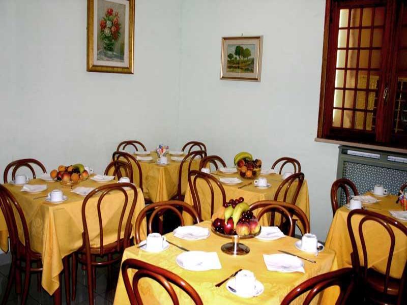 Hotel Augustea Rome Exterior photo
